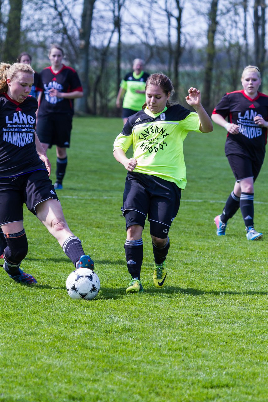 Bild 423 - Frauen SV Frisia 03 Risum Lindholm - Heider SV : Ergebnis: 8:0